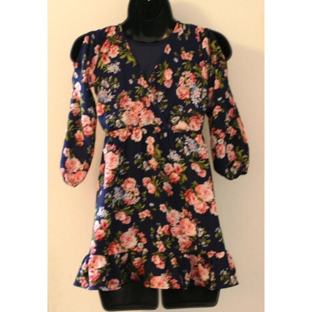 Hearts Monteau Girls Dress Size 8 Split Sleeve,  Ruffled Flounce, Front Insert